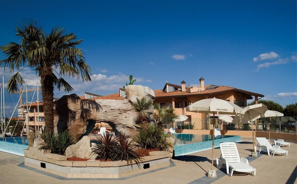 Nauthotel Porto San Vito