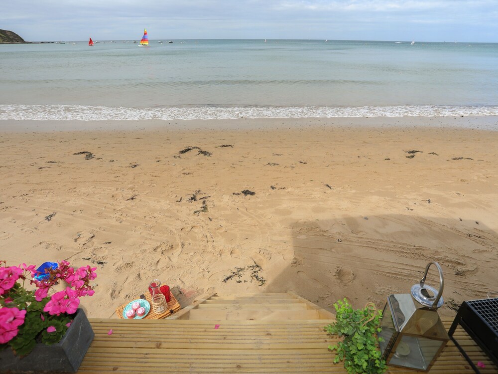 Bwthyn Bach view 5