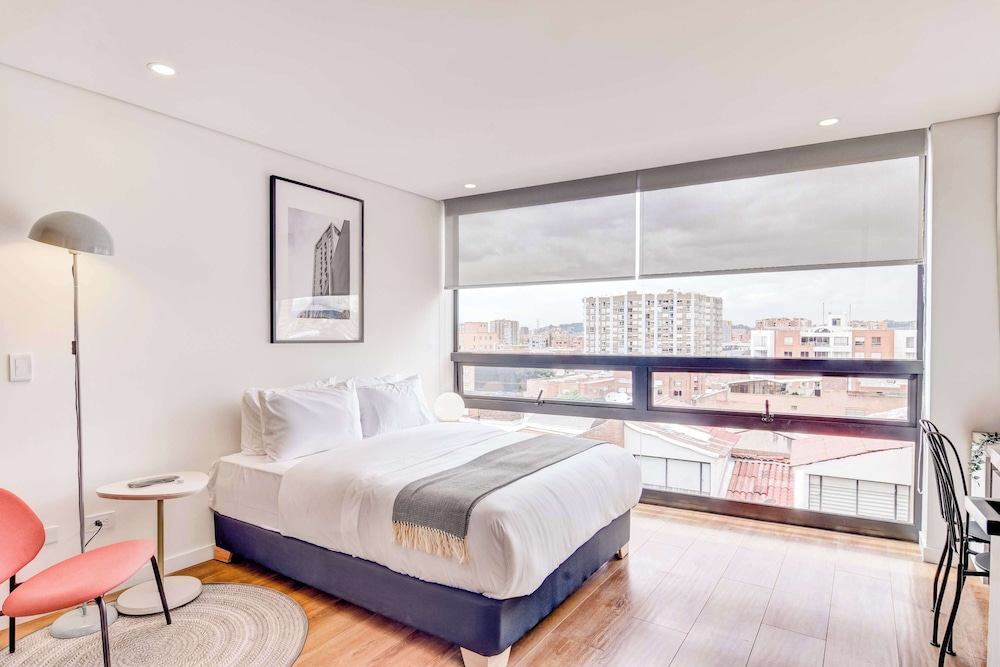 w Beautiful Loft in the Heart of Bogot