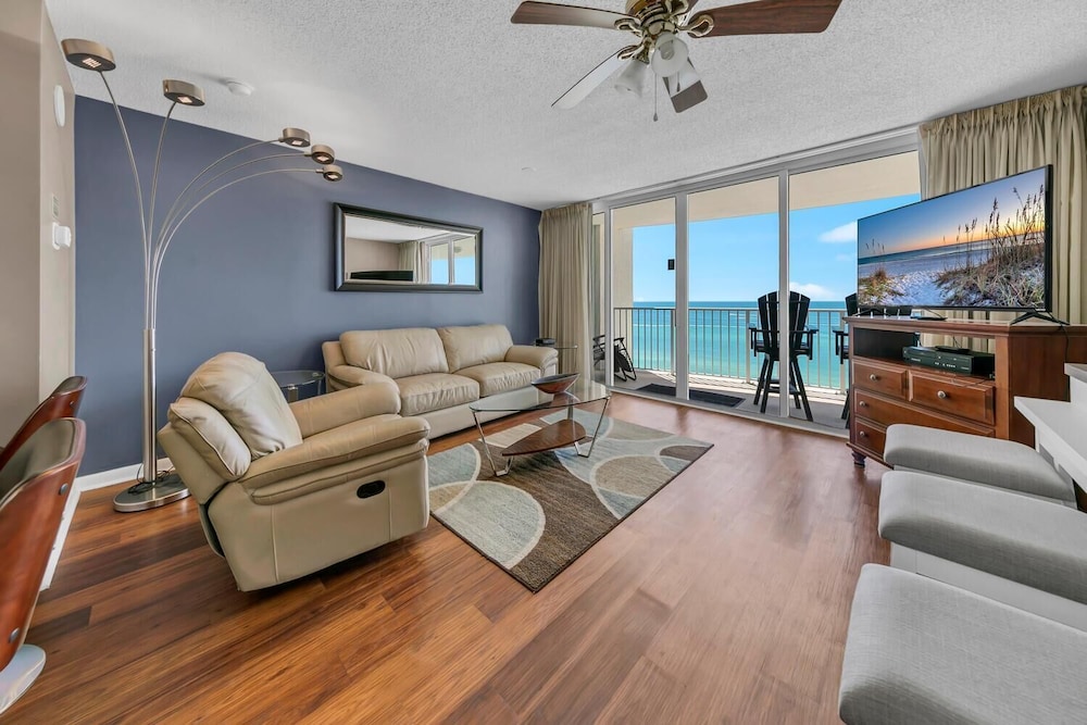Long Beach Resort 4-902