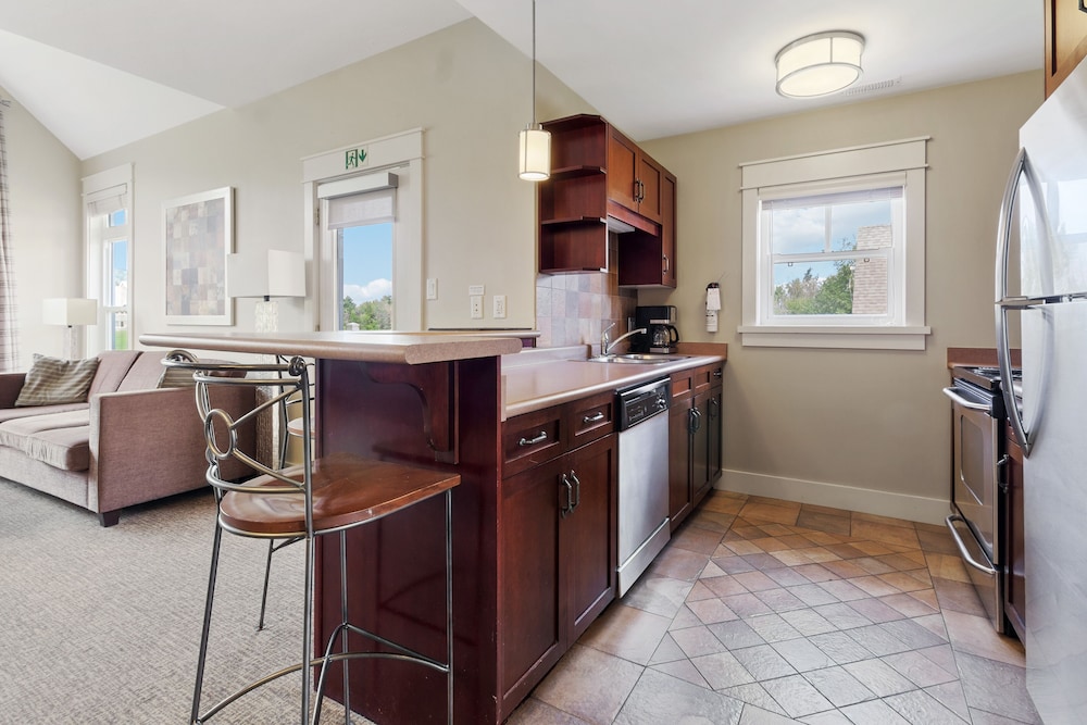 Rivergrass Condos