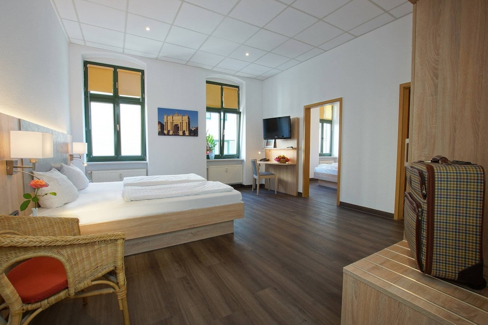 Bed & Breakfast am Luisenplatz view 3