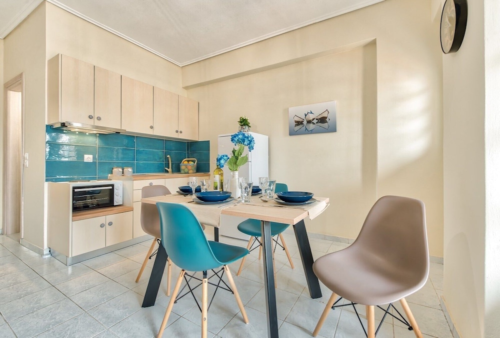 Kallas Apartments