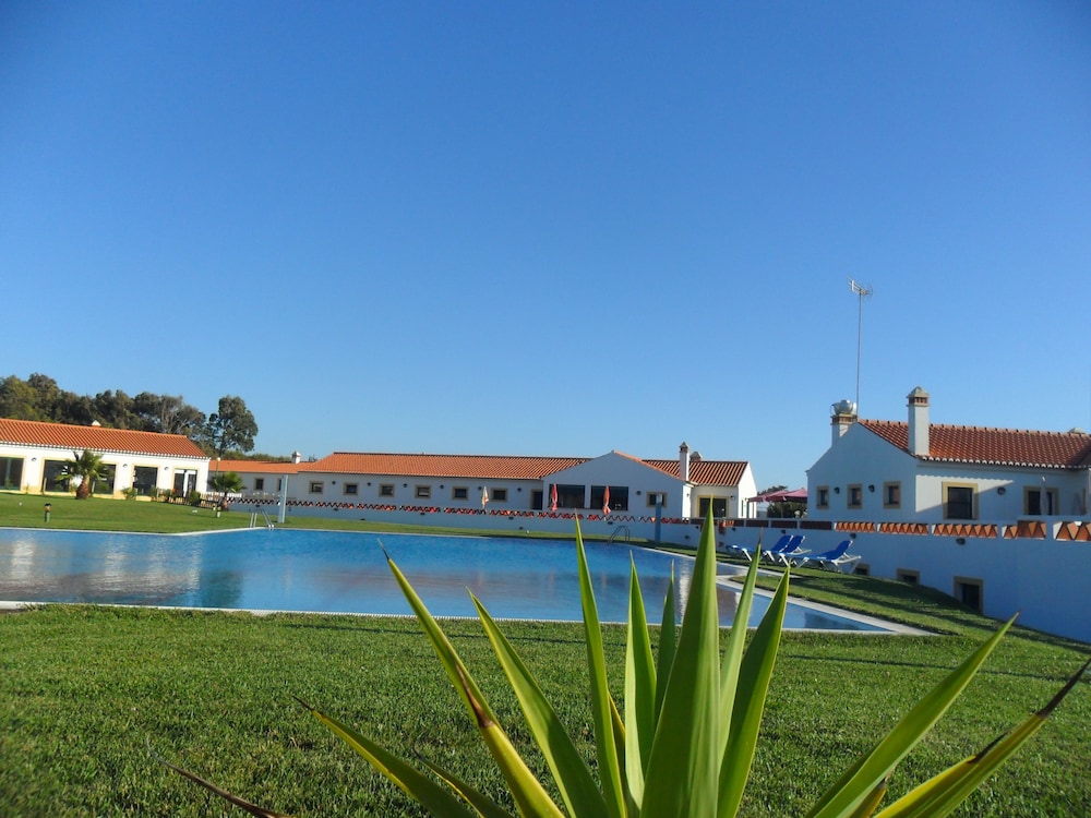 Monte Carvalhal da Rocha - Campground