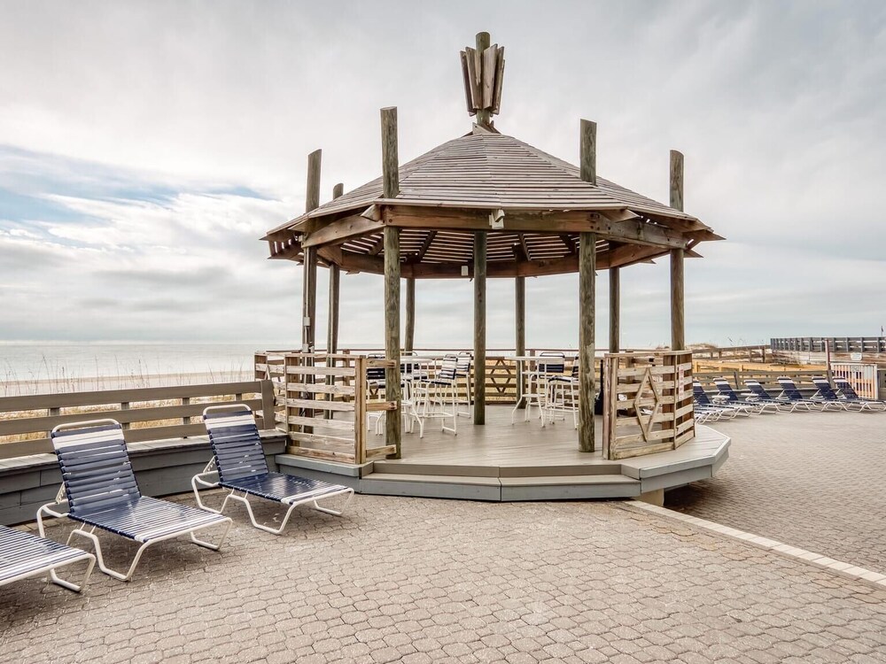 Summer House 1405