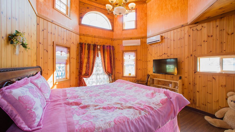 Muju Cherish Pension