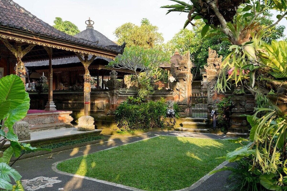 Puri Anyar Heritage