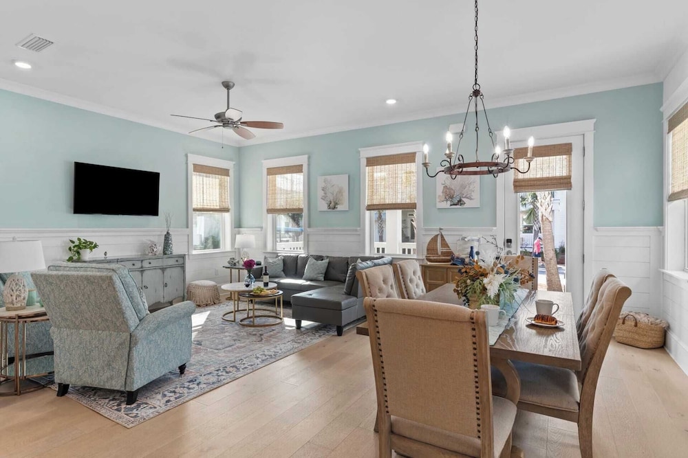 Walk to the Beach, Pool, 5bdr, 3 Porches Beach Sea-ker's Retreat by Avantstay