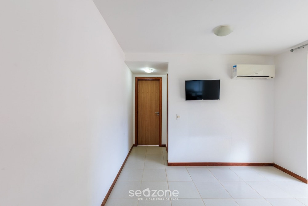 Sea View Apartment 190m From the Beach Bsr0203