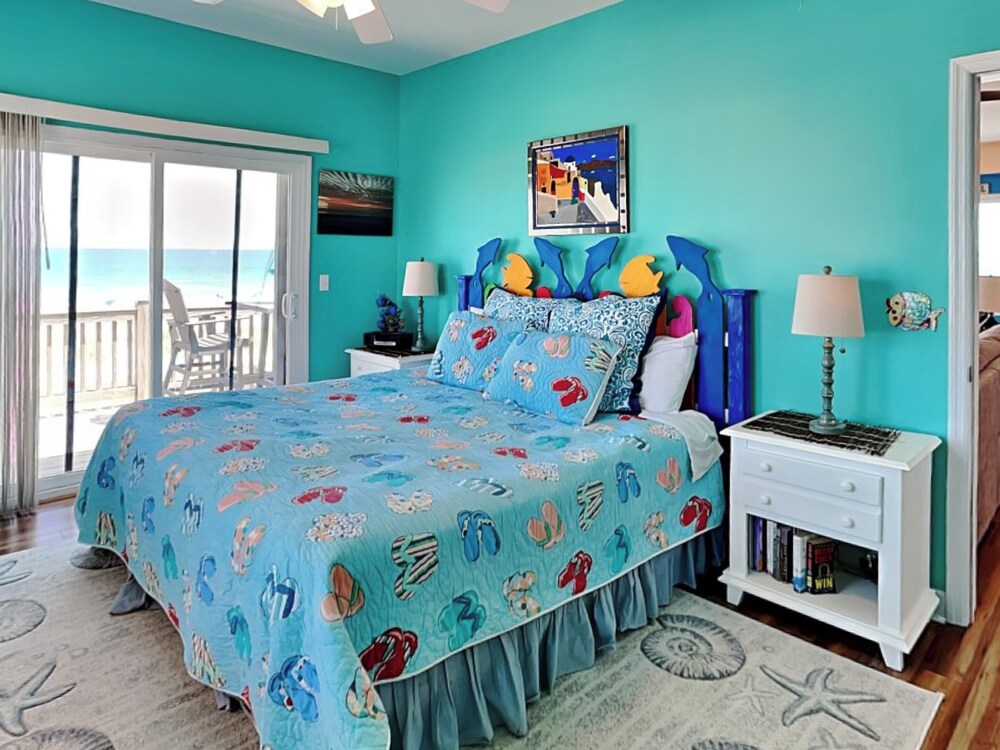 Piccolo Paradiso by Topsail Realty