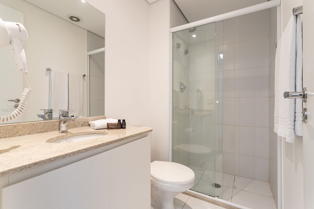 Setin Downtown Genebra by Viva - Apartamentos completos na Bela Vista com piscina