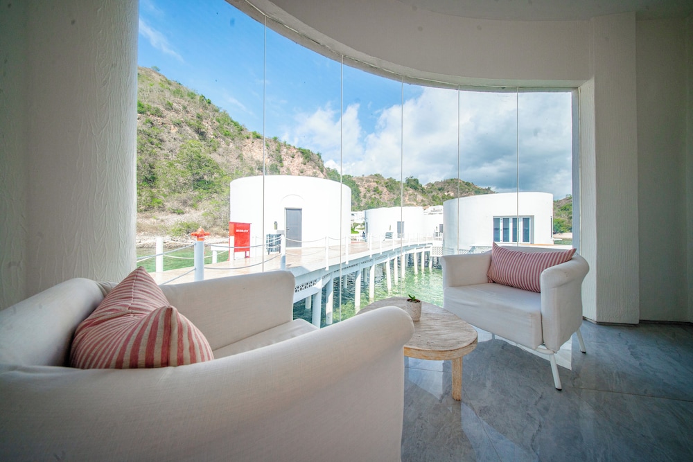 69 Resort & Beach Club by Loccal Collection, Labuan Bajo