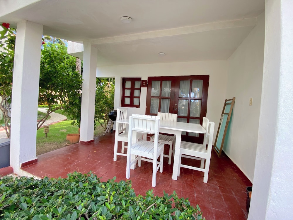 TROPICAL VILLAS playa LOS CORALES
