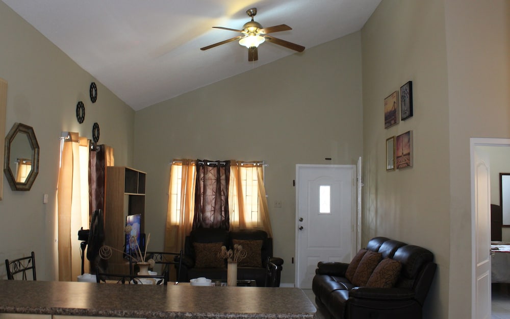 Your Holiday Home Caribbean Estates view 4