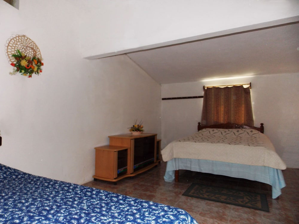 Chez Perle Guest House