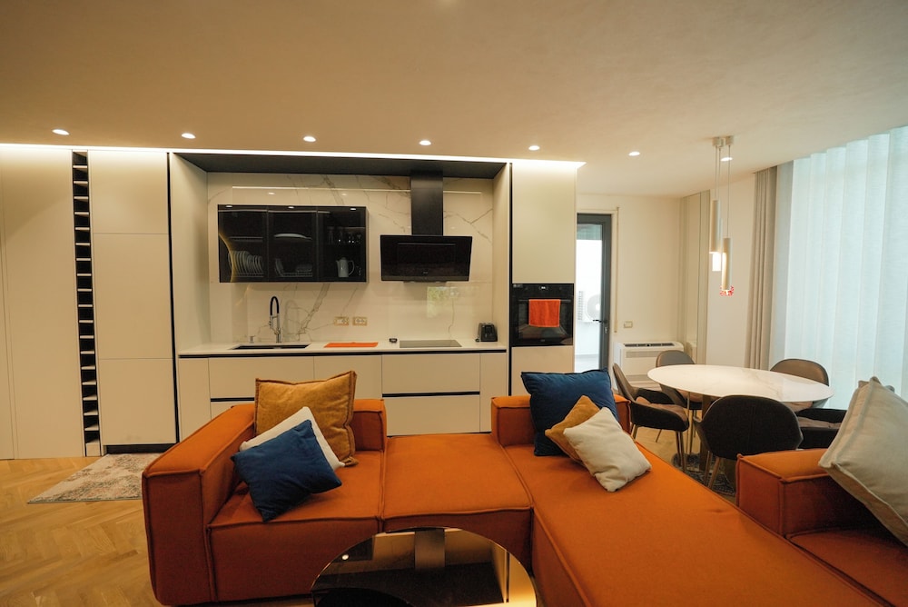 Grandstay Apartments 111