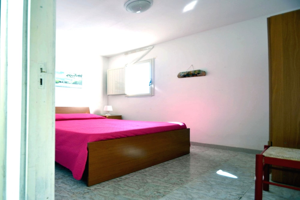 Alba Two-room Air-conditioned Holiday Home for 4 Guests view 2