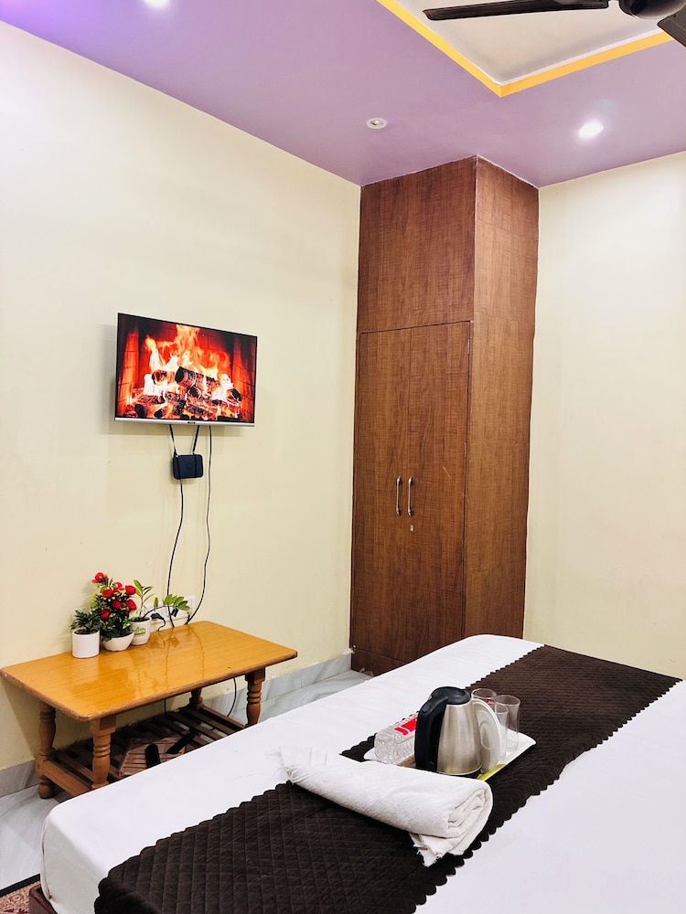 Shivanya guest house
