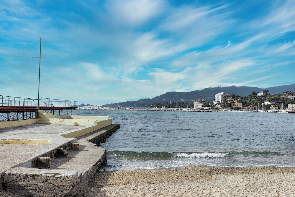 Sea View Flat in Rapallo