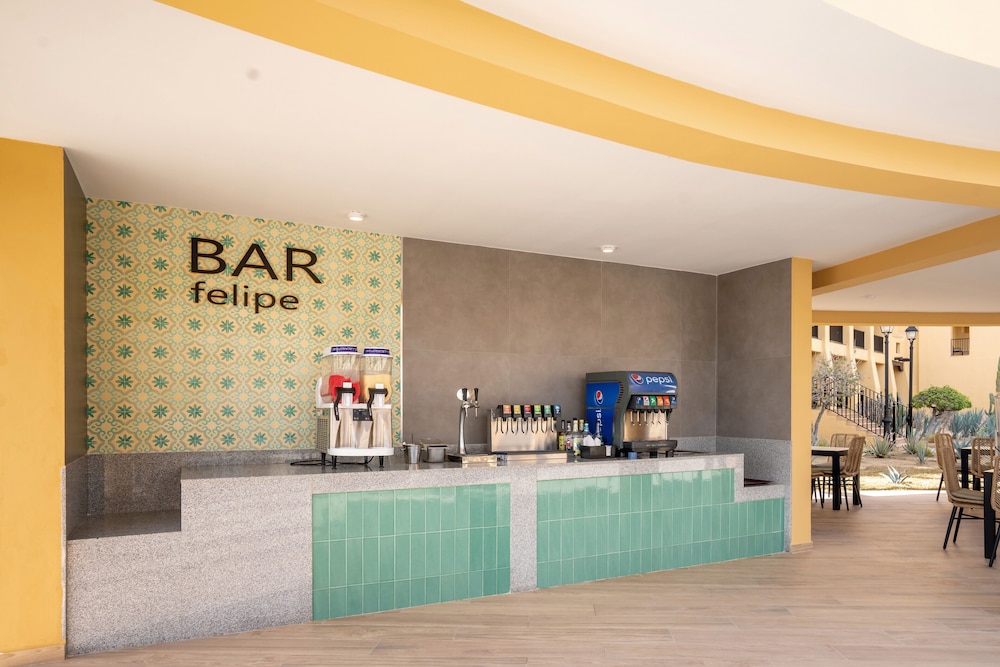 Los Cabos Vacations - Hotel Riu Santa Fe - All Inclusive - Property Image 59