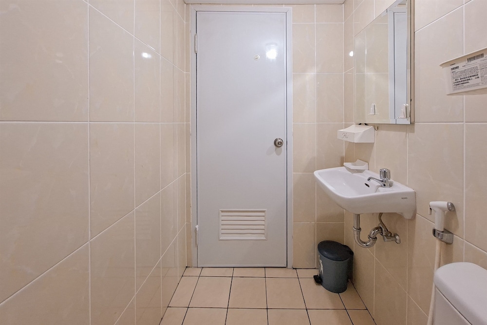 Nice And Homey 2Br Apartment M-Town Residence