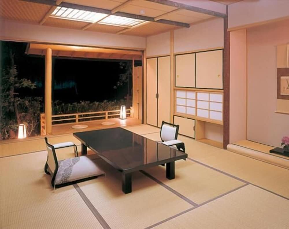 Nishiyama Onsen Keiunkan 30