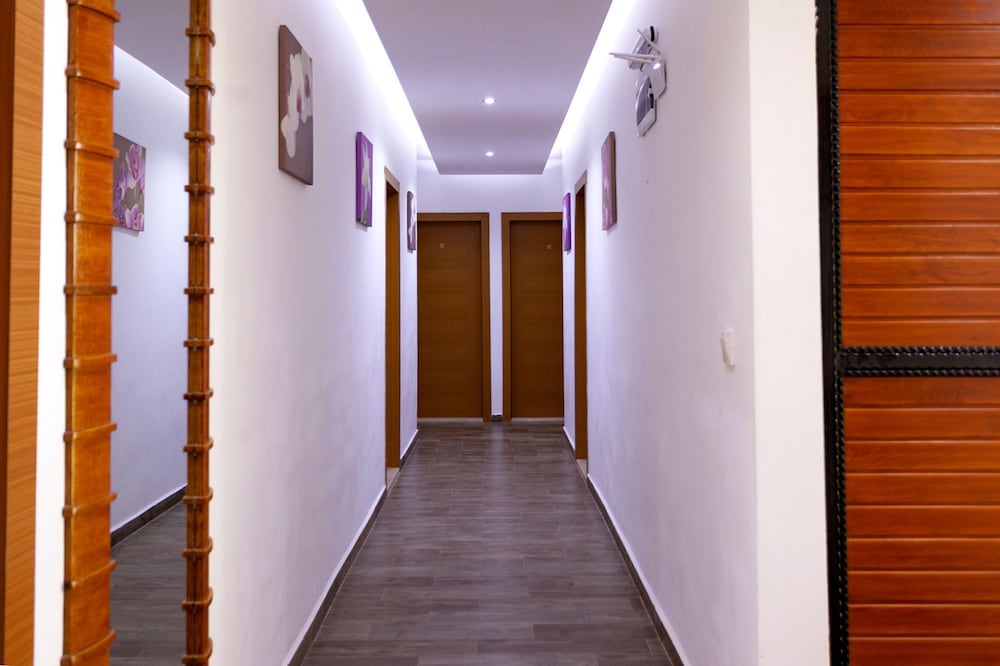 London Otel - Image 40