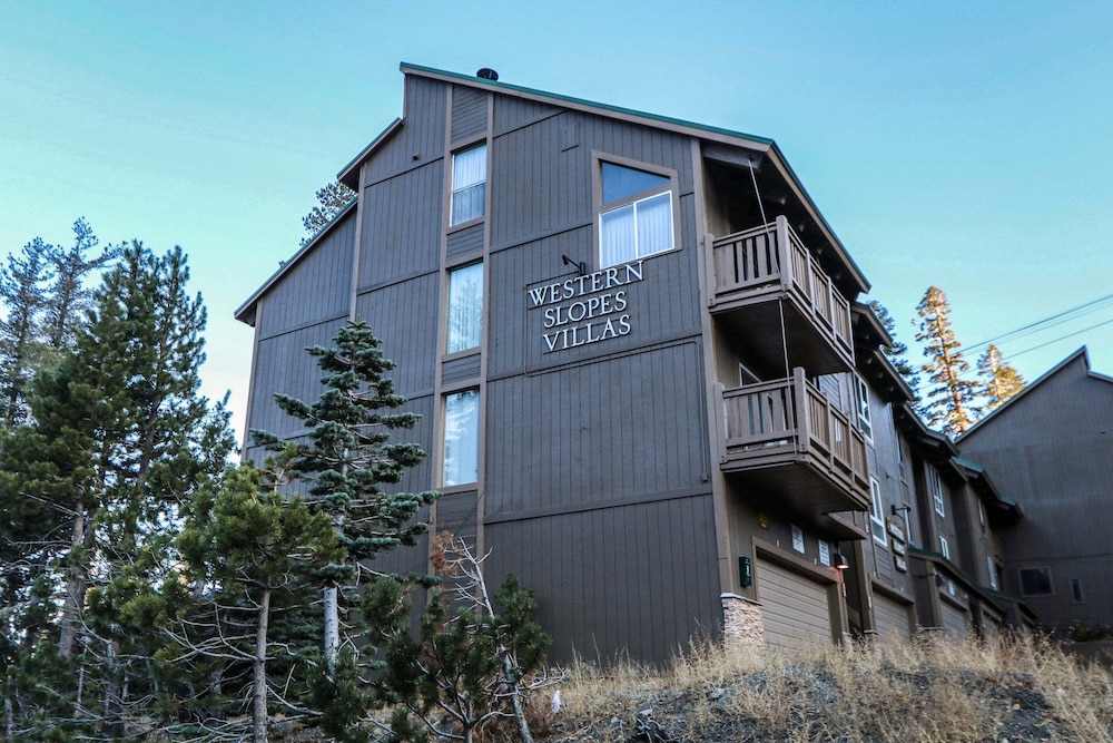 Western Slopes Villas #7 1 Bedroom Condo