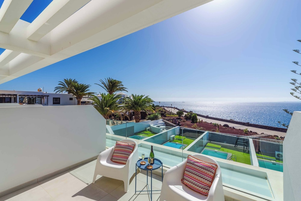 Marina Suite Villa Azul