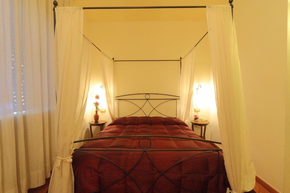 Antica Posta Bed & Breakfast - Florence