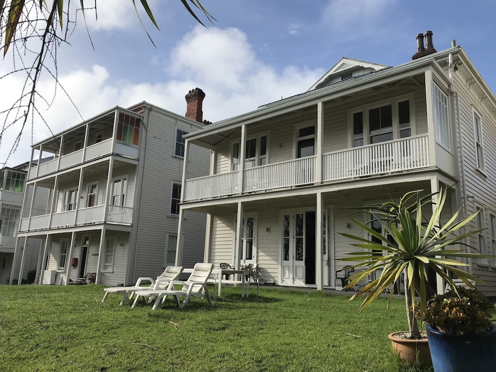 Verandahs Parkside Lodge - Hostel