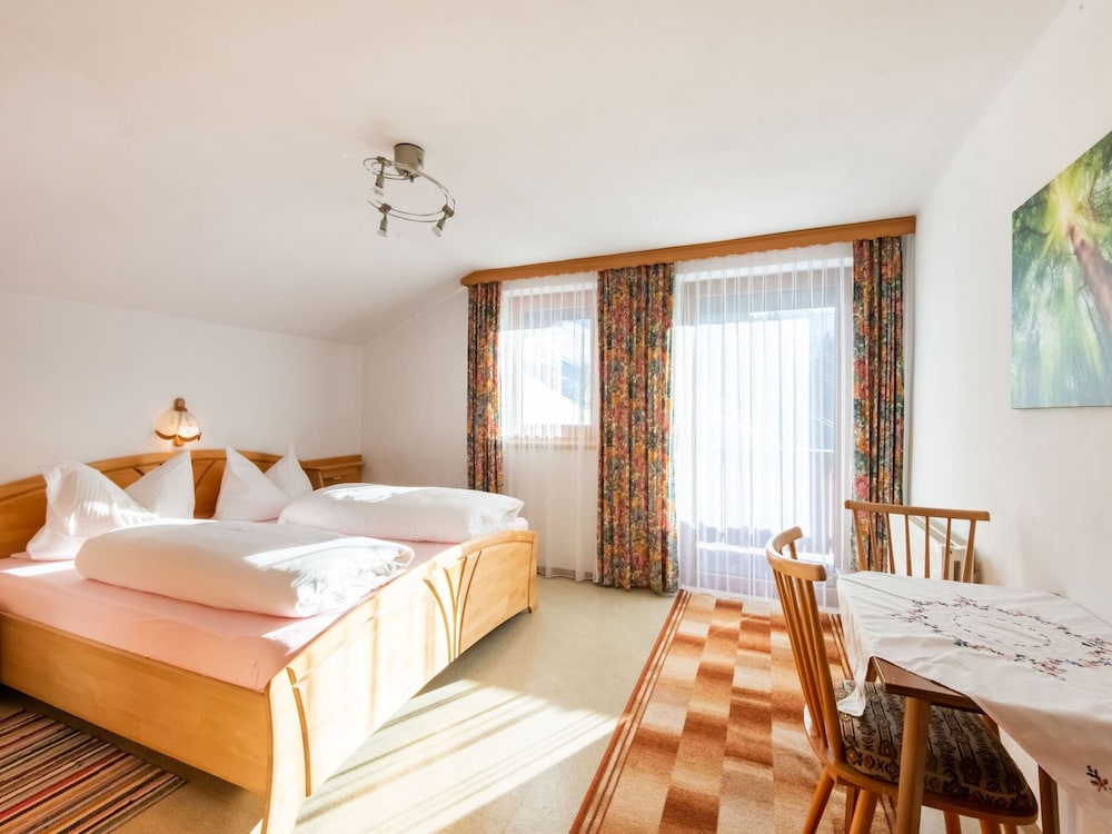 Chalet in Hainzenberg Near Ski Slopes
