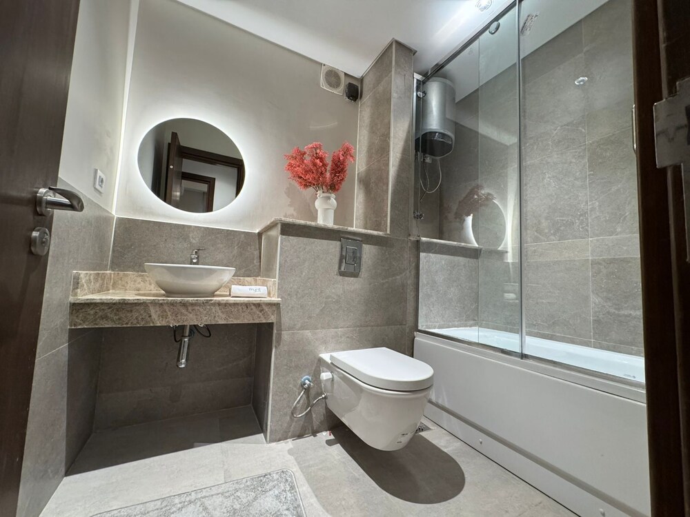 Mynt stay hotel apartment - zed towers