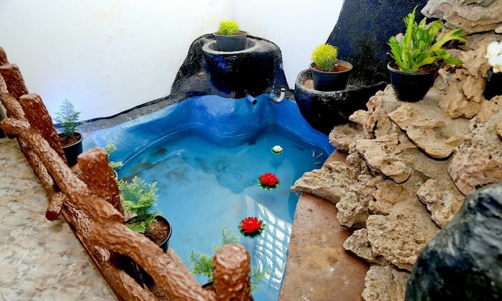 Miracle Villa