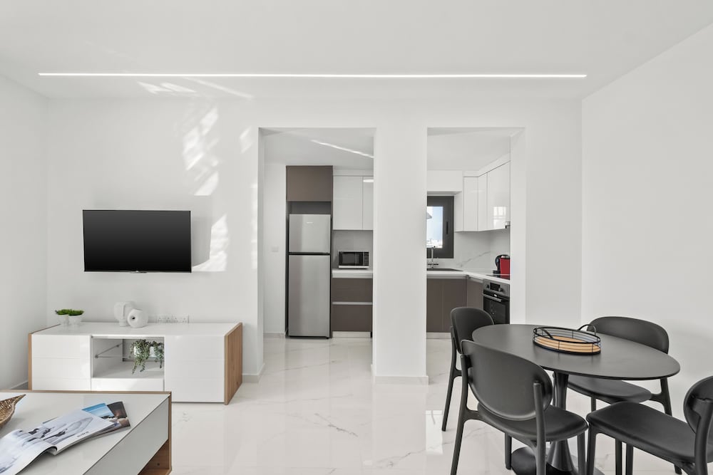 Maestro City Apartments