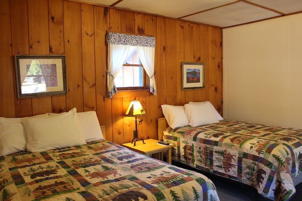 Blueberry Hill Motel