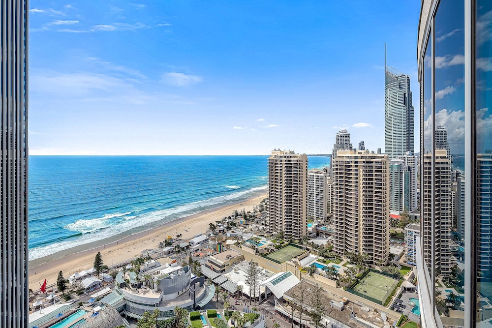 Holiday Holiday - H Residence Apartments