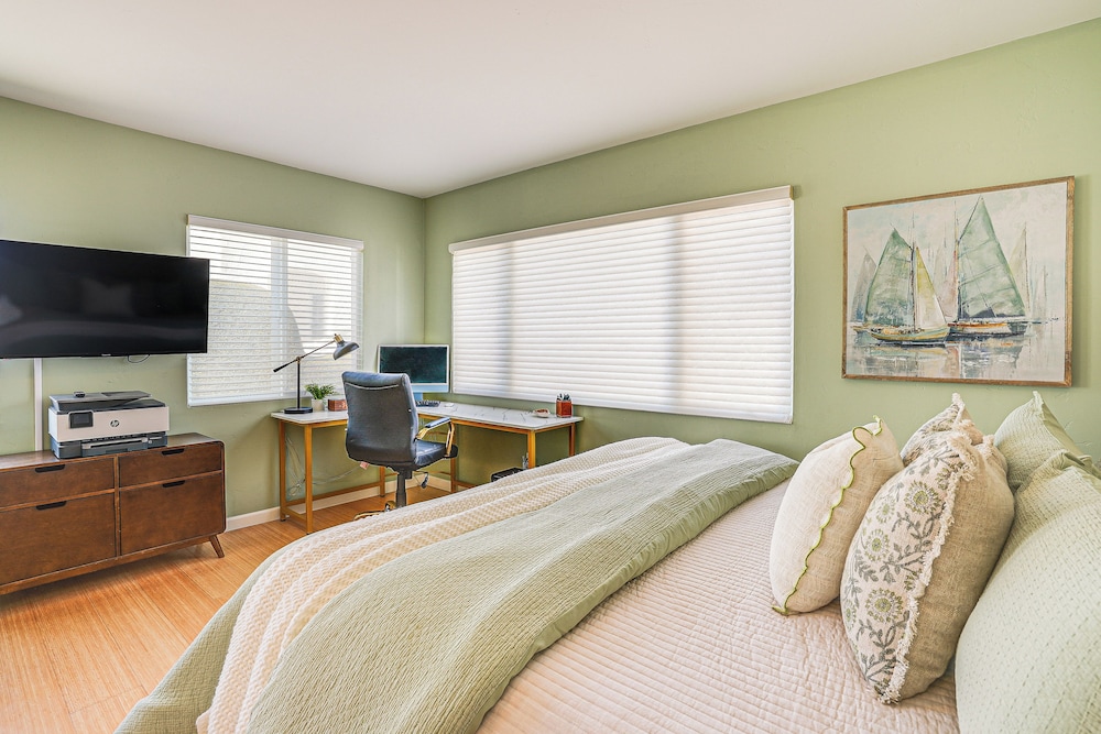Charming Santa Cruz Studio w/ Private Hot Tub