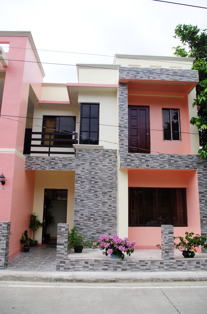 R&E Bed & Breakfast