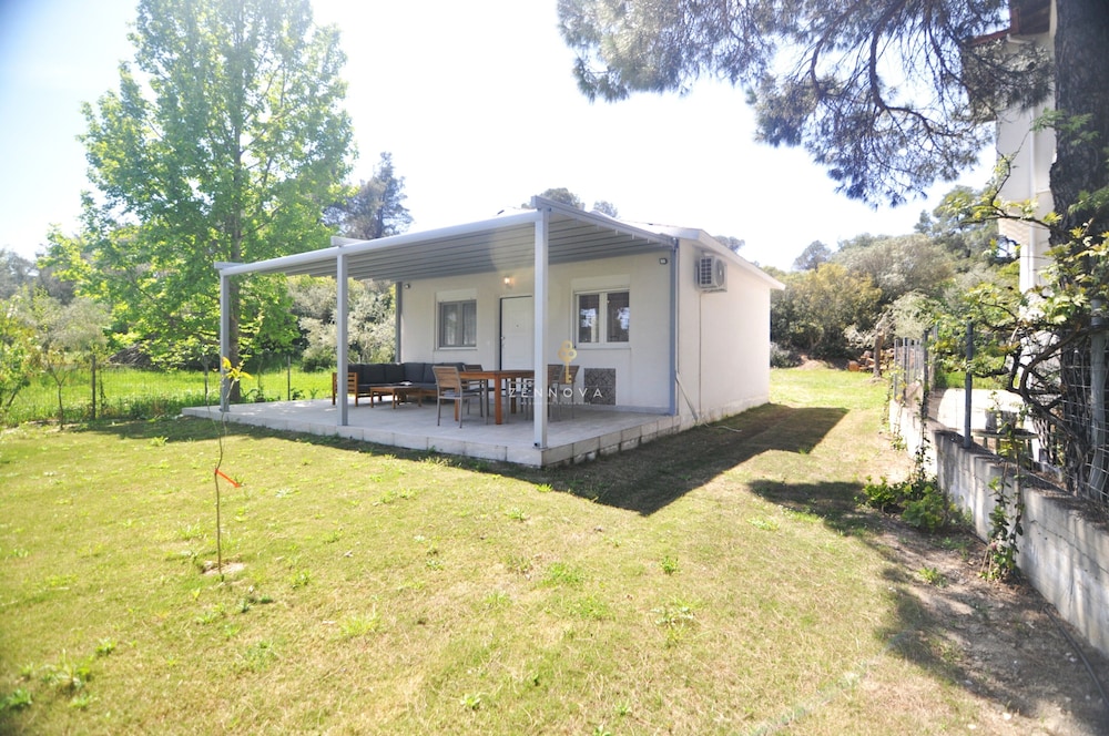 Zennova 29 Vourvourou Garden House