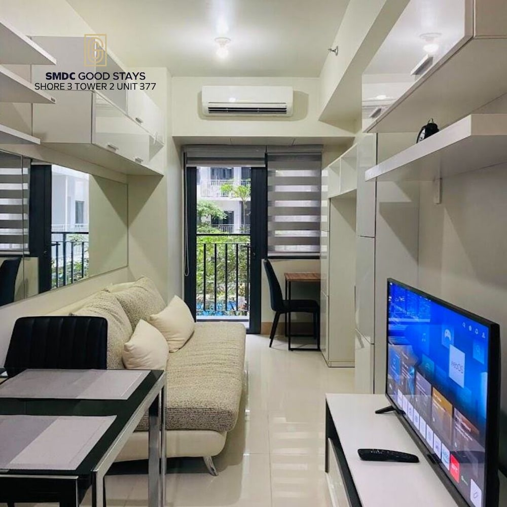 Shore Residences