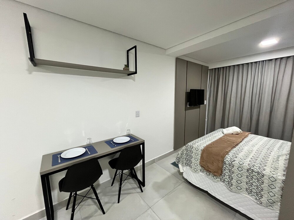 Hyde Park Lofts - by Living