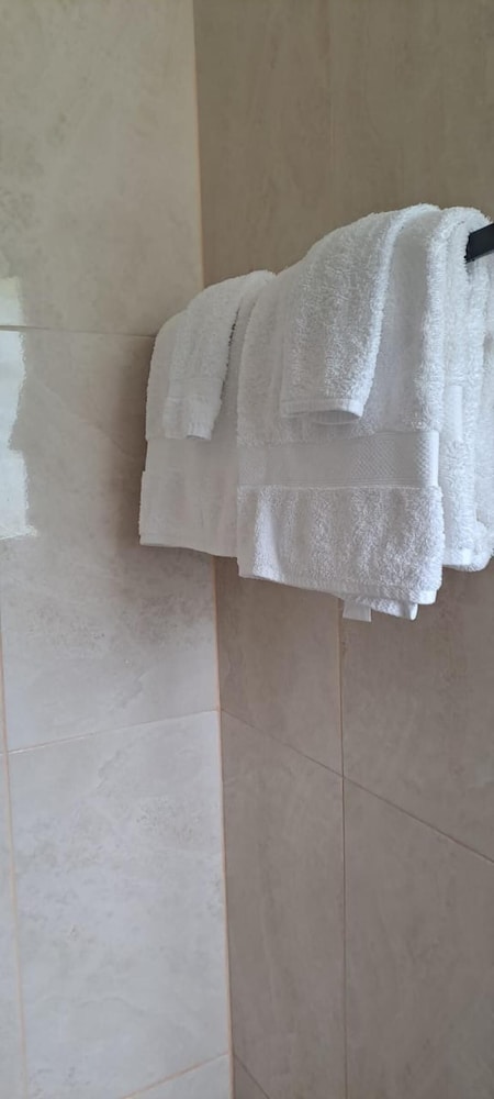 Inviting 1-bed Apartment in Ocho Rios
