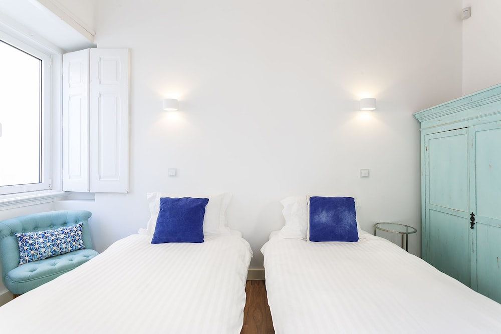 Chalet Estoril Luxury Apartments