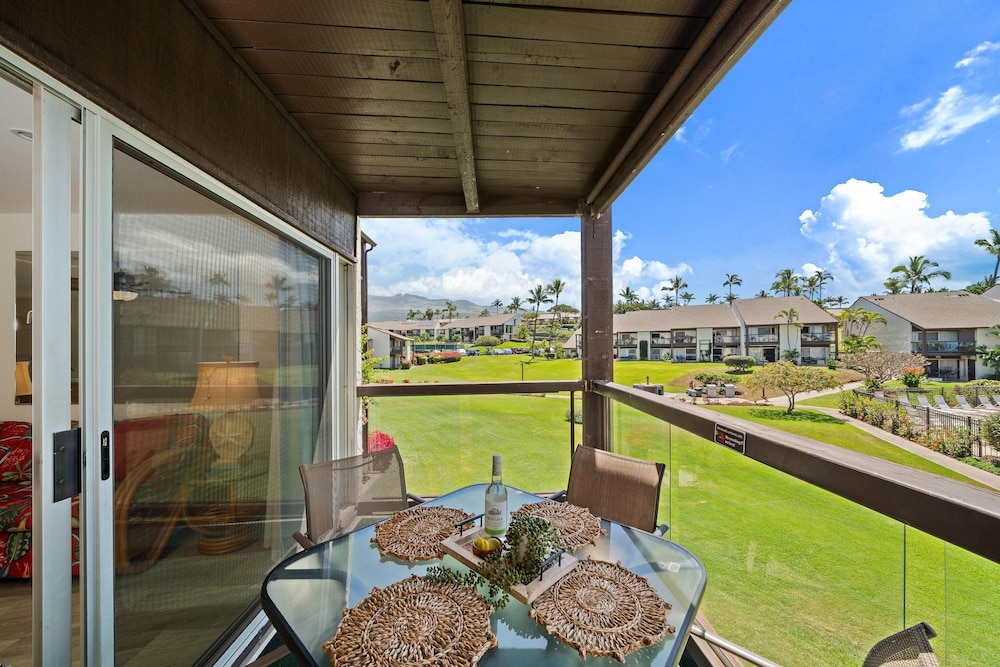 Hale Kamaole 210 in Kihei