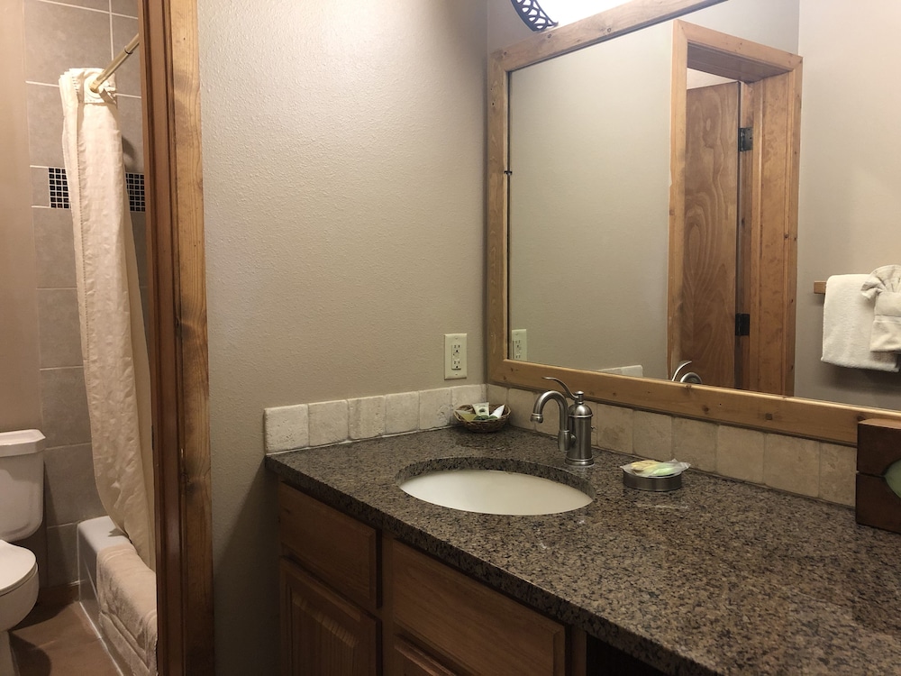 Dao House - Property Image 17