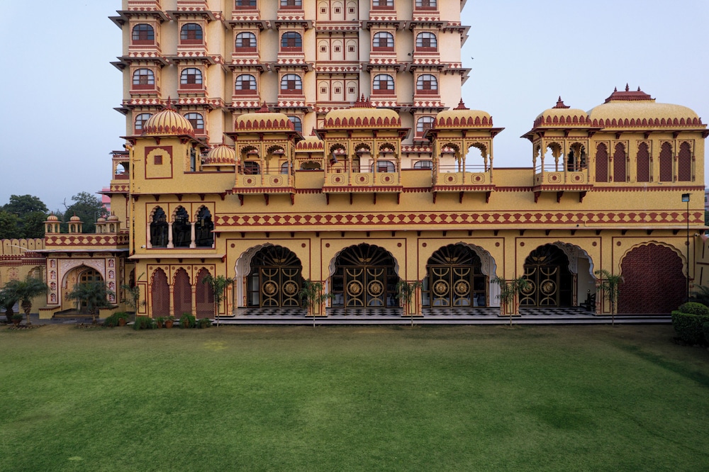 Umaid Haveli - A Heritage Style Hotel & Resort