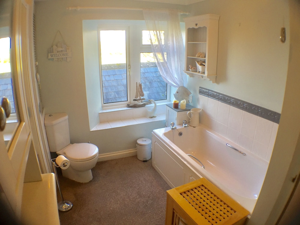 Looe Vacations - Polean Farm Cottages - Property Image 4