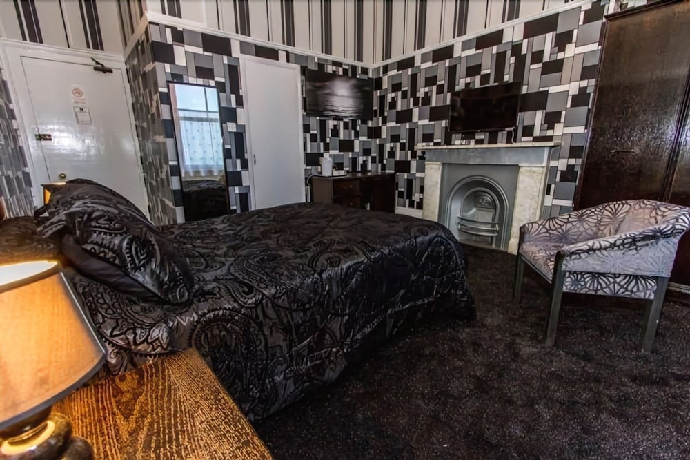 Folkestone Vacations - The Carlton Hotel - Property Image 3