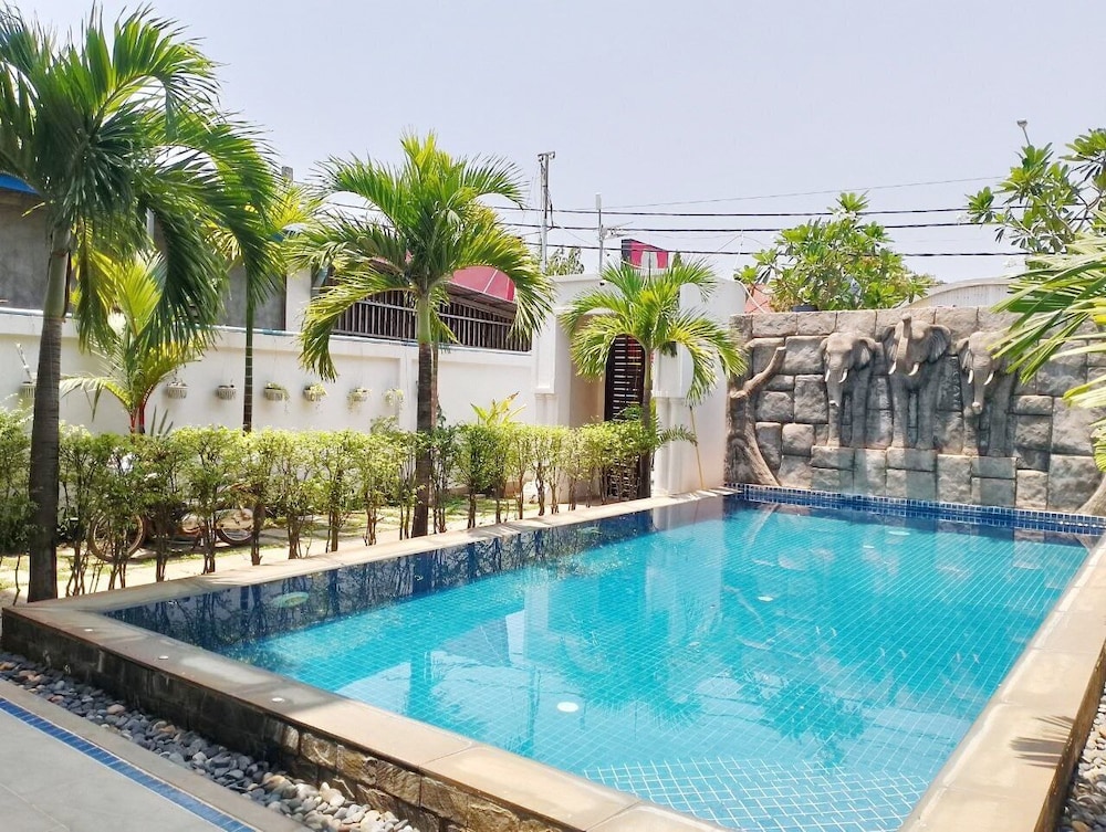 Siem Reap Vacations - D'Central Khmer Villa - Property Image 4